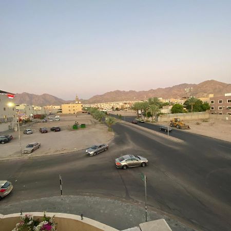 Lovely 3-Bedrooms Rental Unit Aqaba Exterior photo